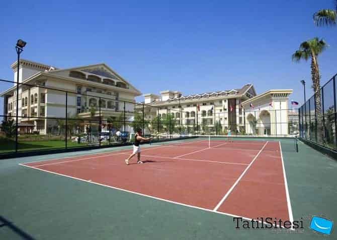 Crystal Palace Luxury Resort Spa 